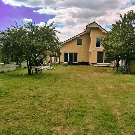 בית נופש Cozy Moravany nad Váhom
